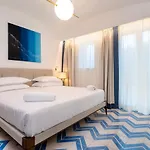 Orablu Lägenhetshotell